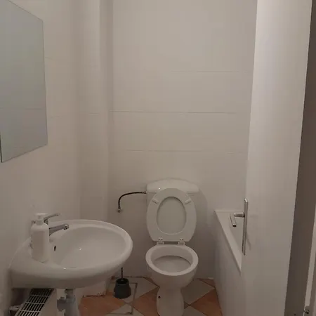 Appt Close To Grand Place Sleeps 6 Brussels Exterior photo